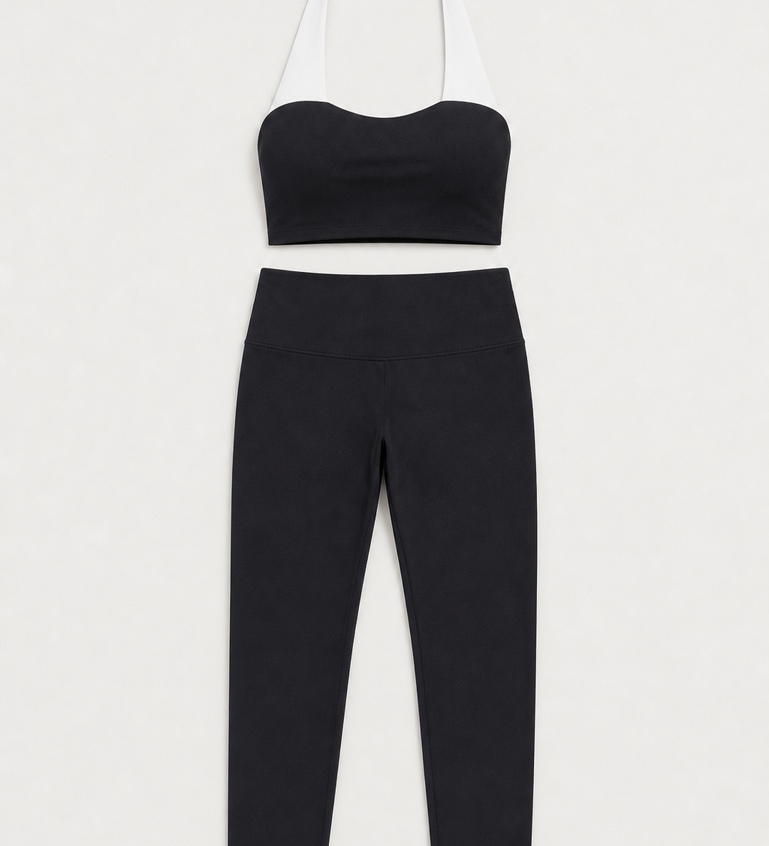 Annalise | Niskaan solmittava bandeau, kiertotoppi ja shortsit