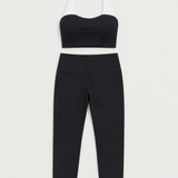 Annalise | Niskaan solmittava bandeau, kiertotoppi ja shortsit
