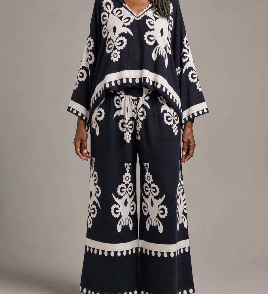 Alessandra | Kirjailtu kaksiosainen setti