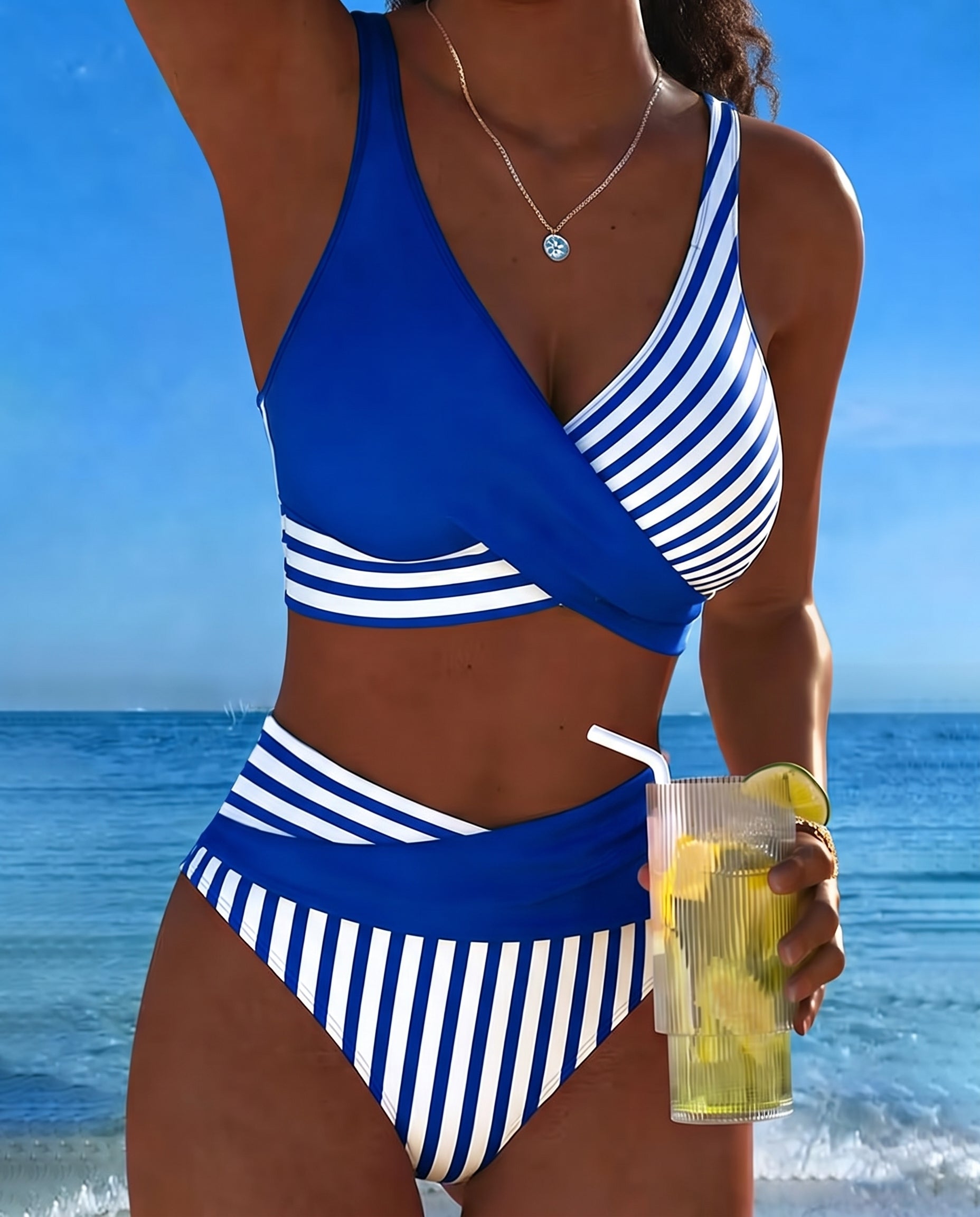 Jada | Raidallinen ristikkäinen bikini