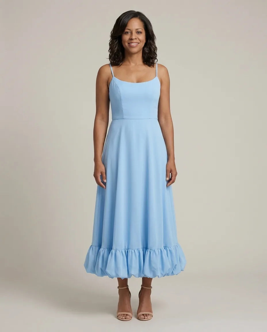 Eva | Elegantti laskeutuva mekko