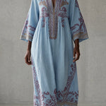 Ondine | Vintage-henkinen kirjailtu kaftaanimekko
