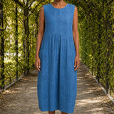 Ebony | Elegantti hihaton mekko