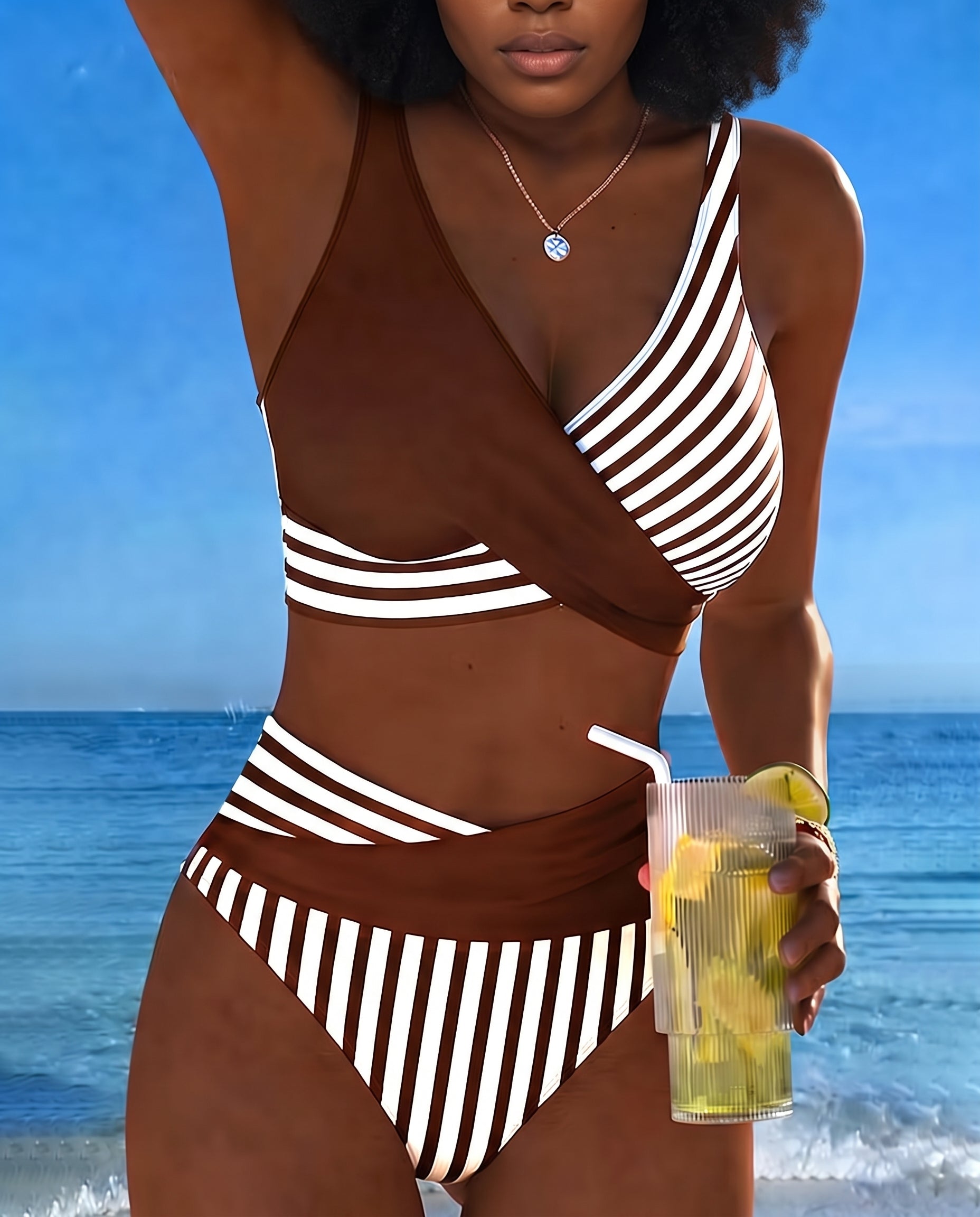 Jada | Raidallinen ristikkäinen bikini
