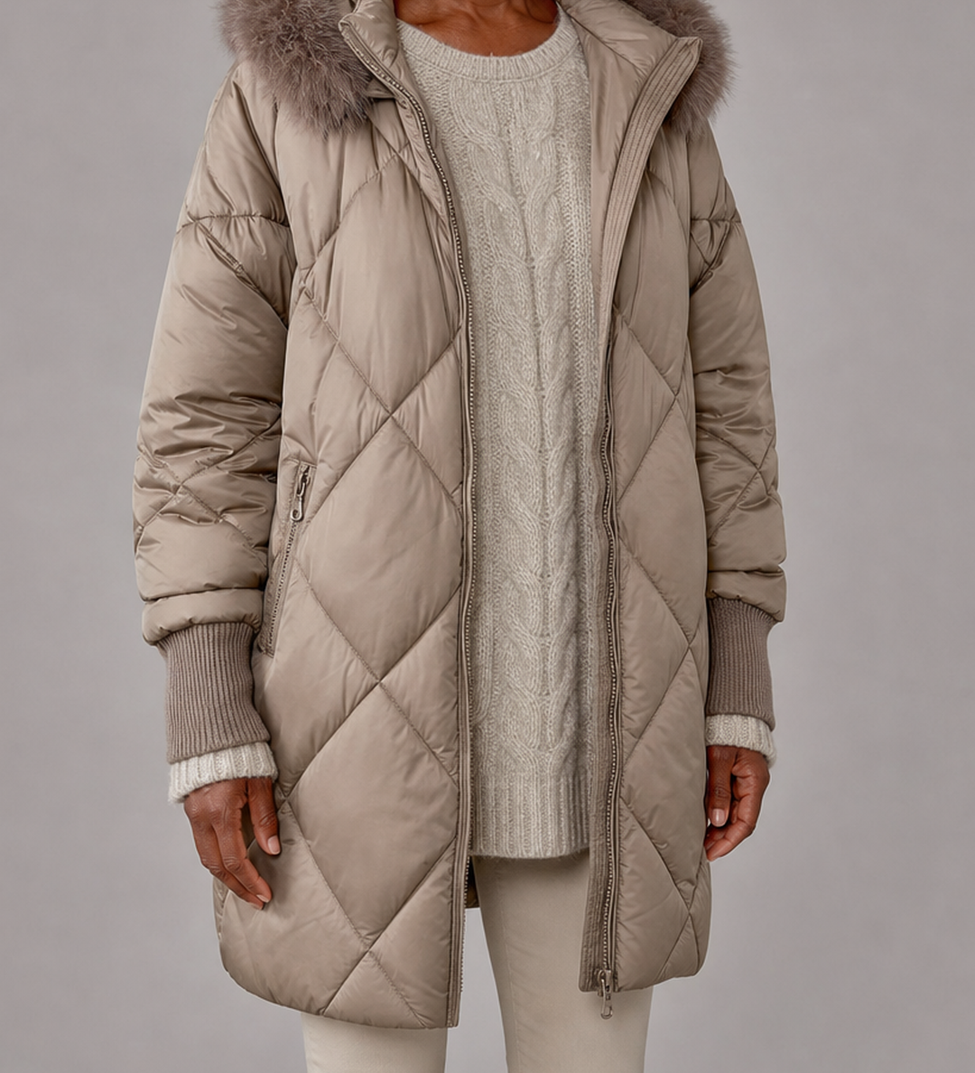 Celina | Hupullinen vetoketjullinen talvitakki