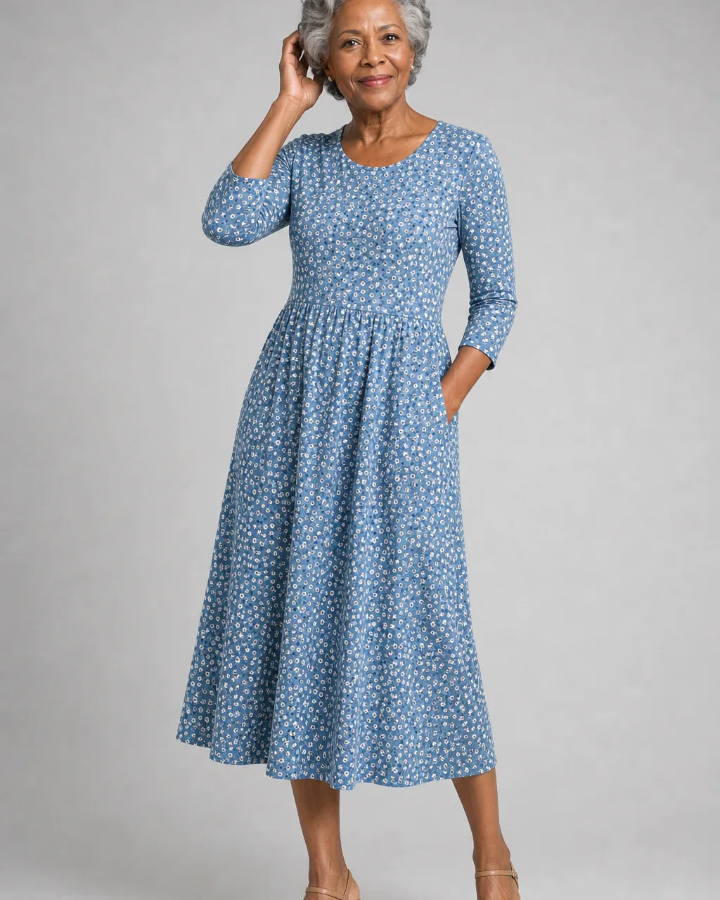 Nia | Sininen helppo kukkamidimekko