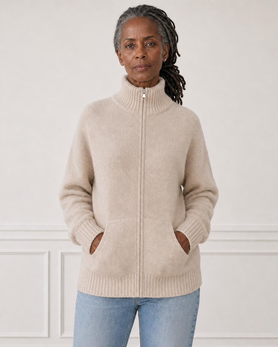 Phyllis | Neulottu vetoketjuneule