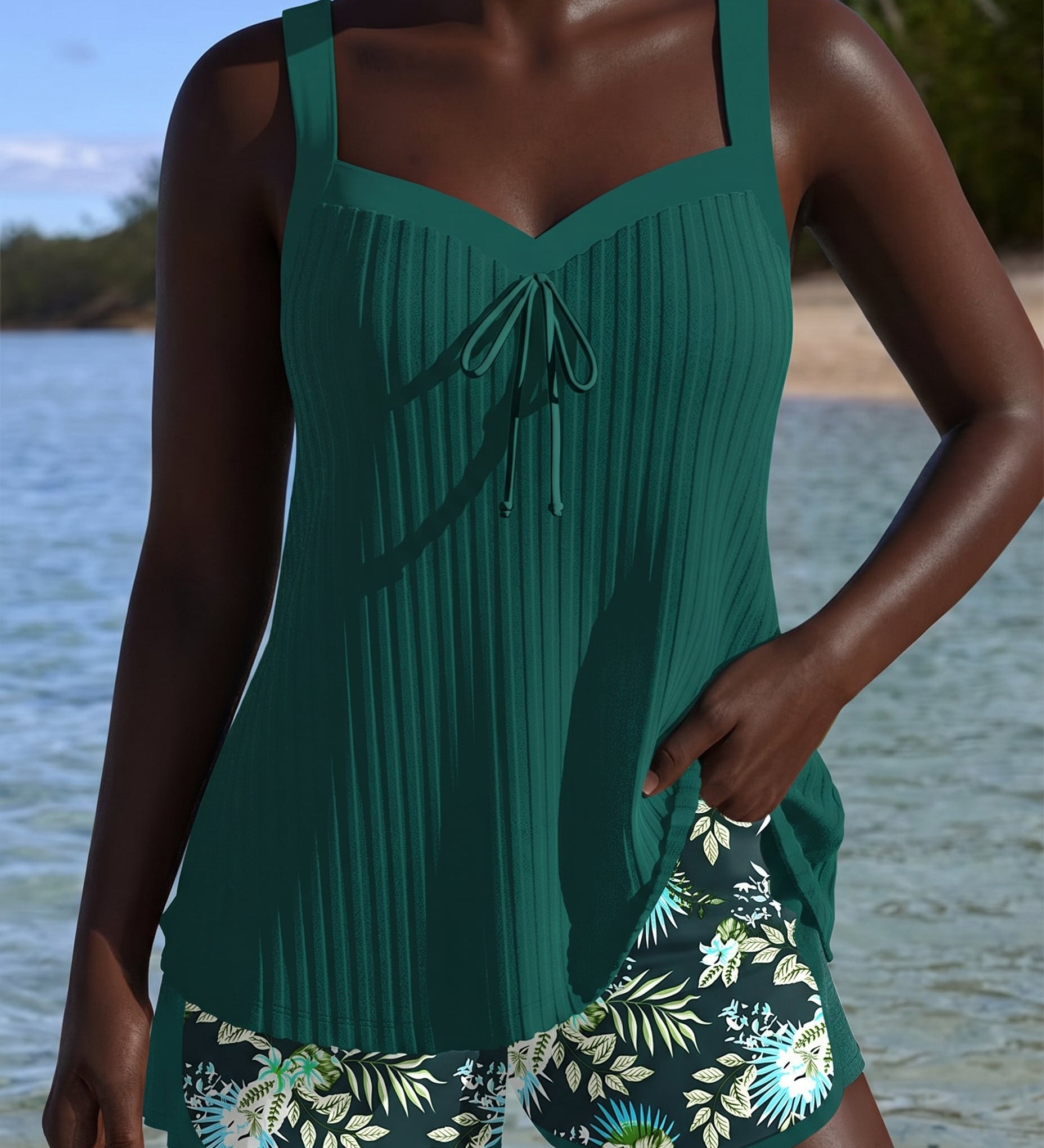Marisa | Lyhyt raidallinen tankini