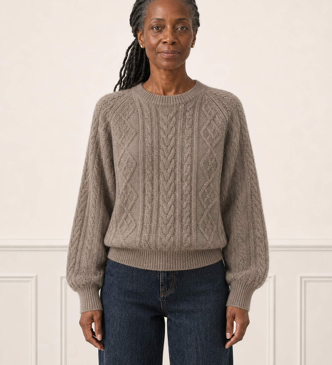 Maxine | Palmikkoneule pyöreällä kauluksella
