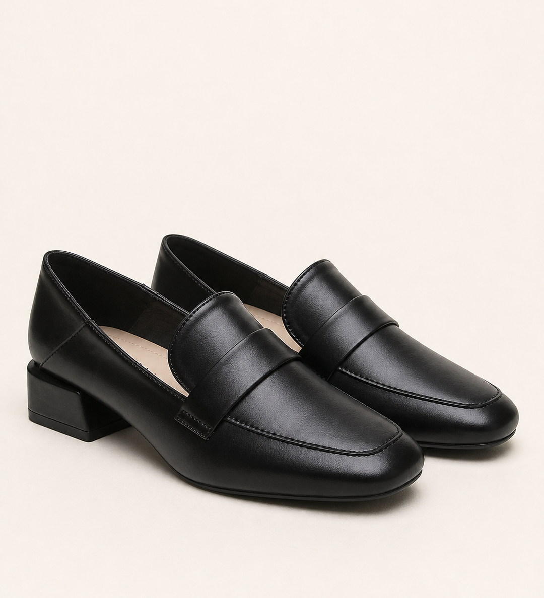 Ginny | Neliökärkinen loafer paksulla korolla