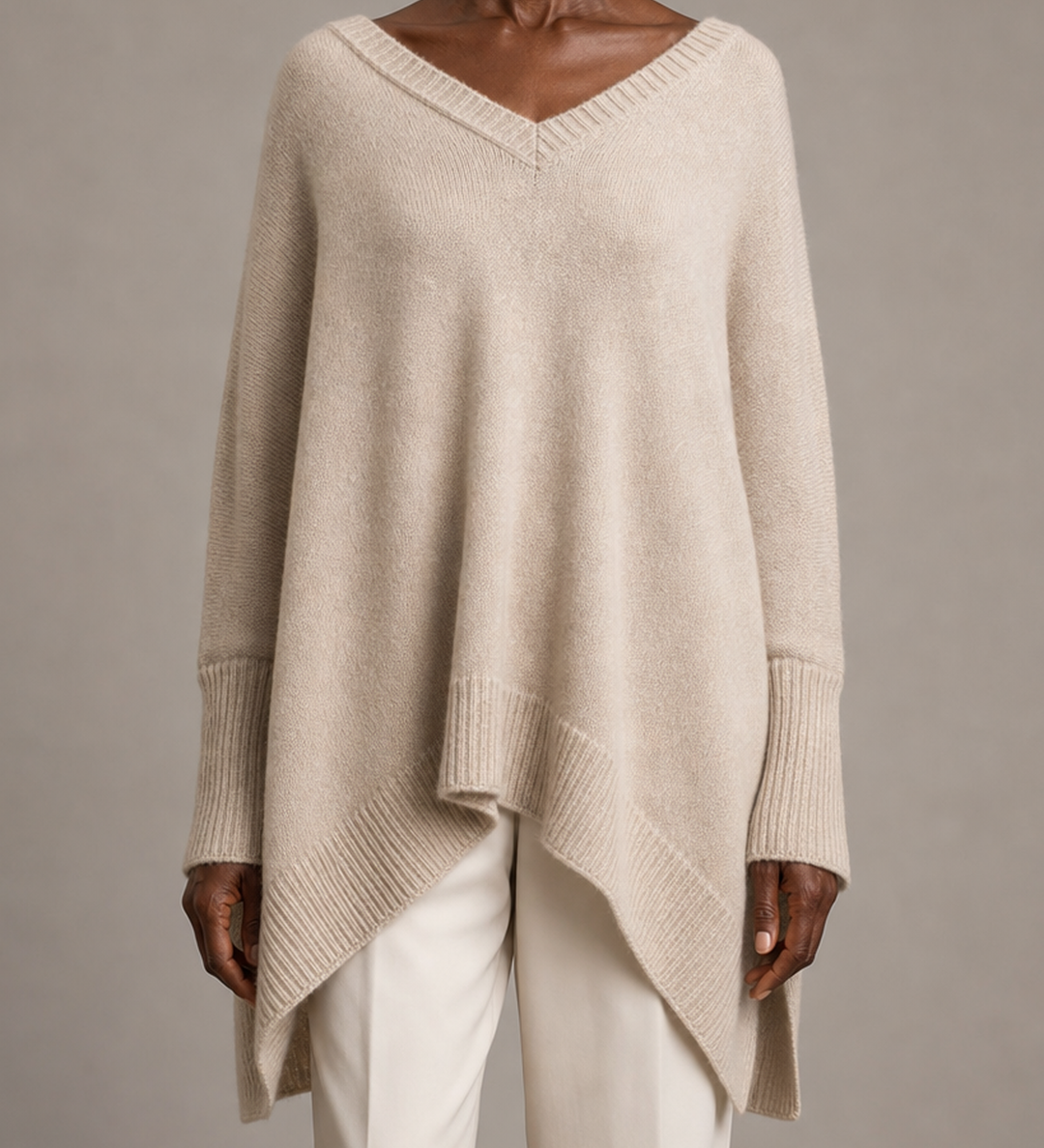 Lillian | Ylellinen väljä poncho