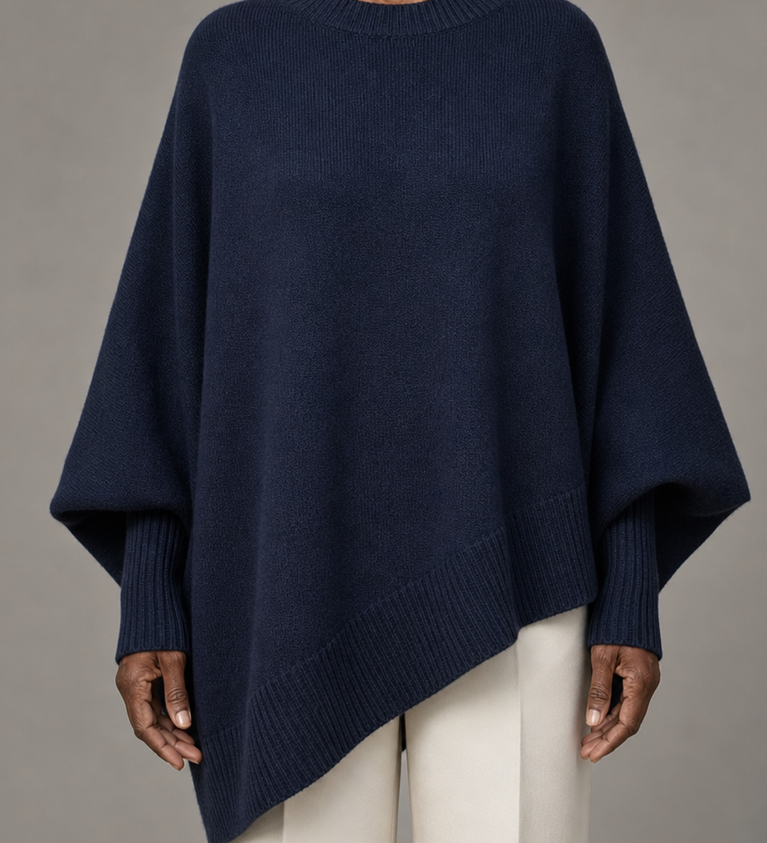 Lillian | Ylellinen väljä poncho