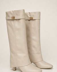 Beige nahka