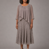 Lace | Morsiamen äidin sifonkimekko pitsikerroksella