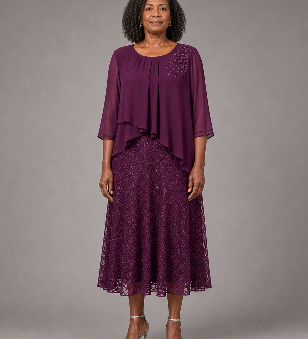 Lace | Morsiamen äidin sifonkimekko pitsikerroksella