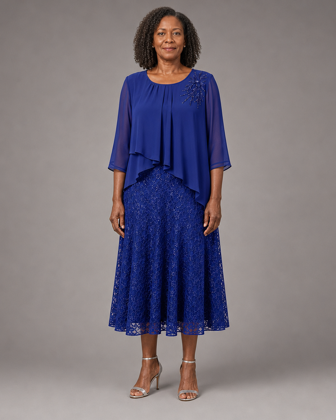 Lace | Morsiamen äidin sifonkimekko pitsikerroksella