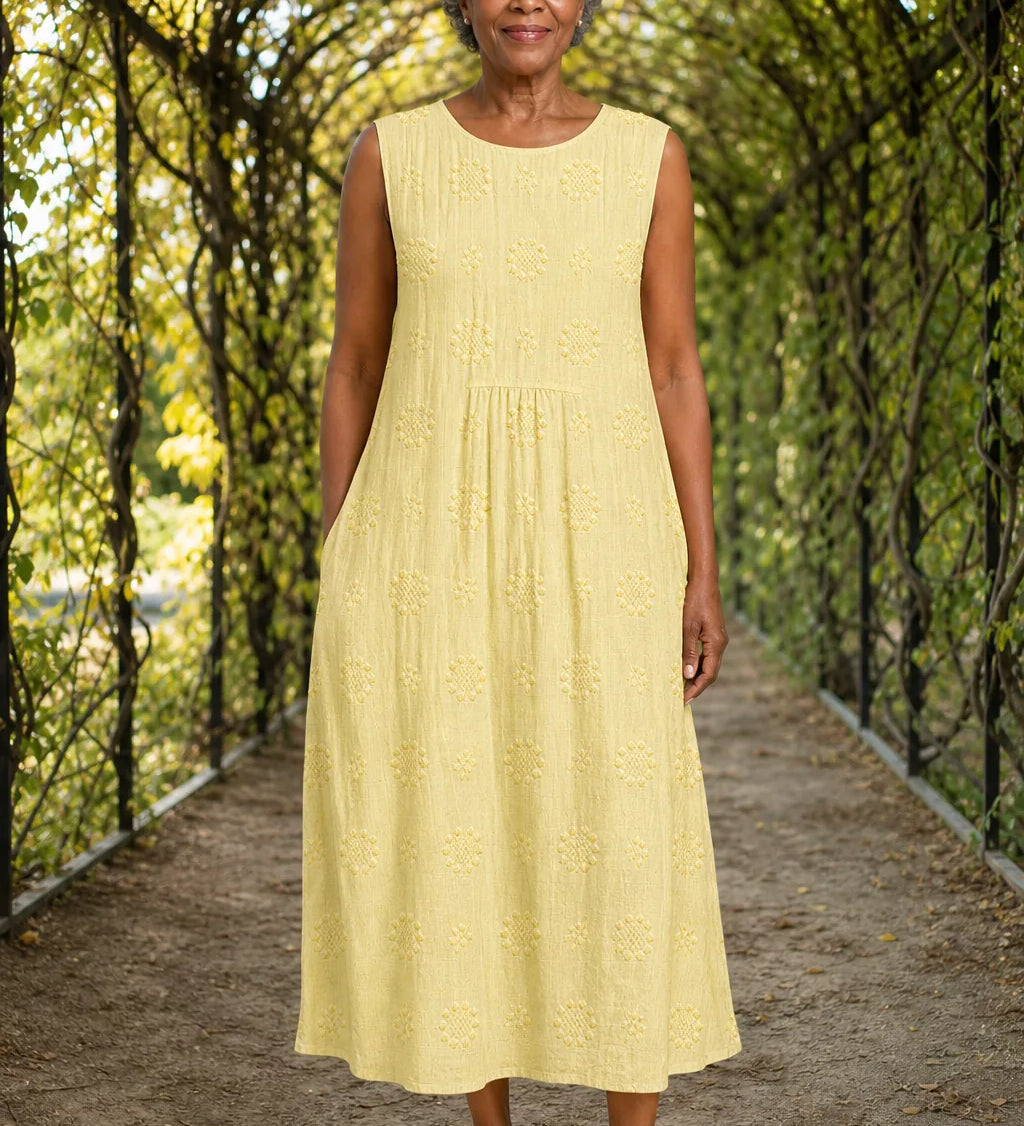 Ebony | Elegantti hihaton mekko