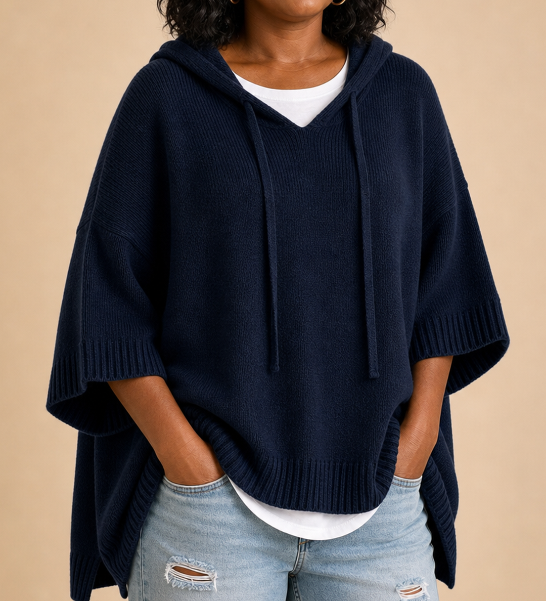 Desiree | Neulottu hupullinen poncho