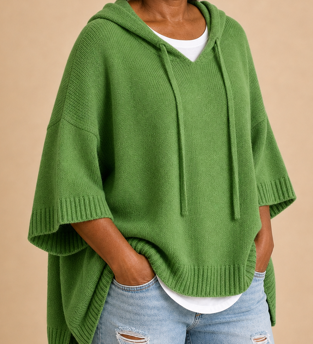 Desiree | Neulottu hupullinen poncho