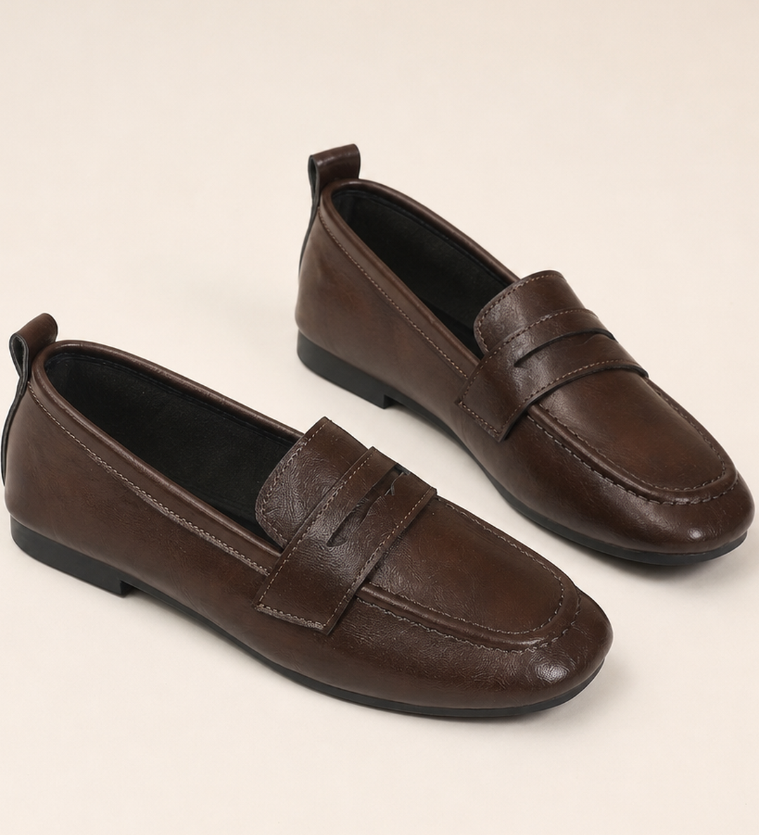 Erma | Kanttikärkiset penny-loaferit
