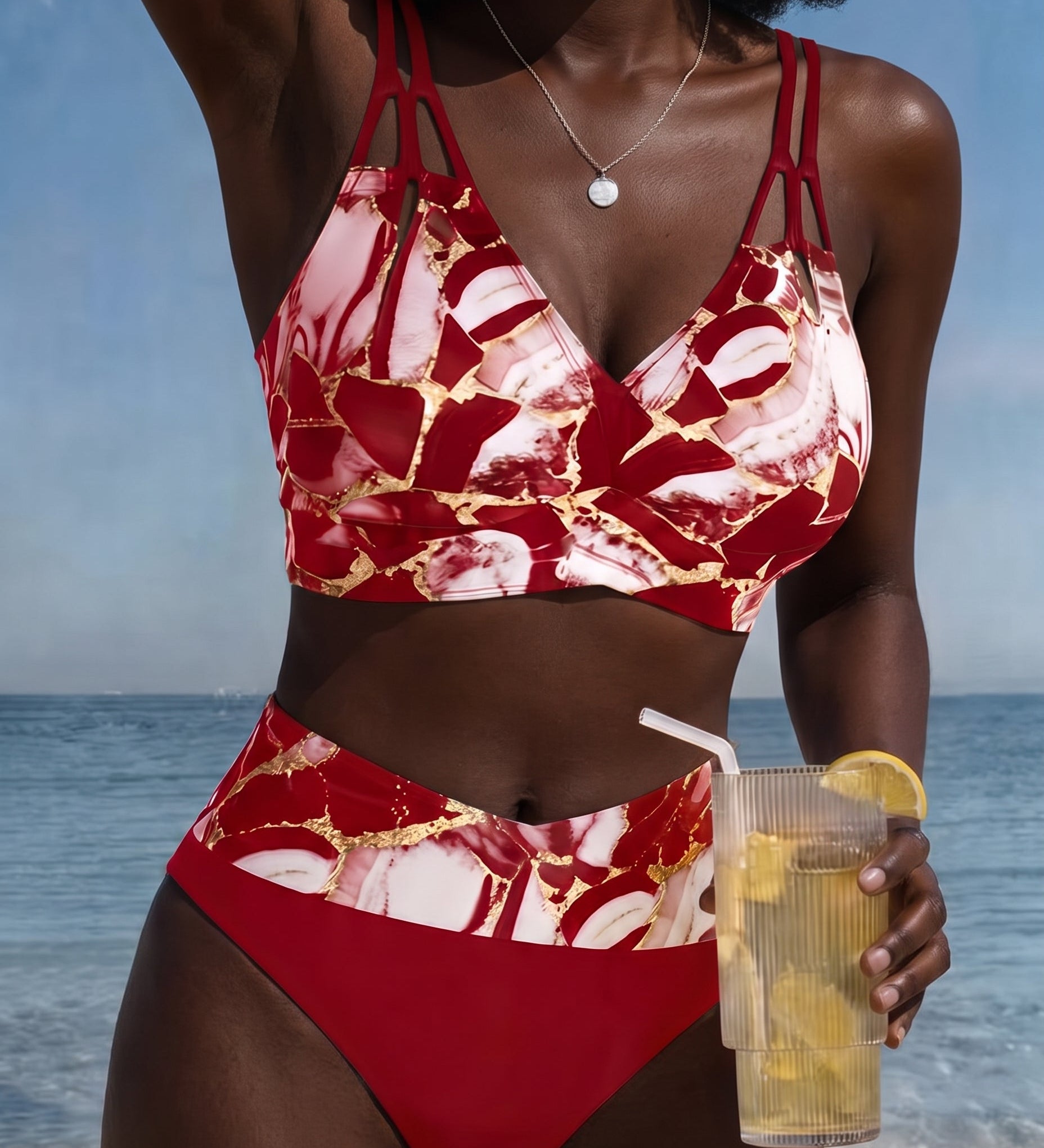 Kiara | Bikini luovilla olkaimilla