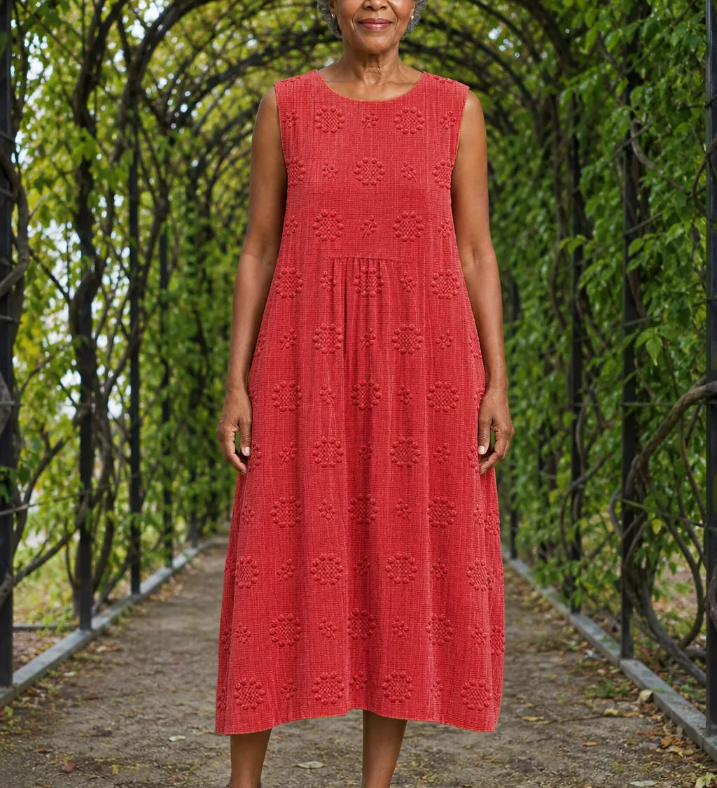 Ebony | Elegantti hihaton mekko
