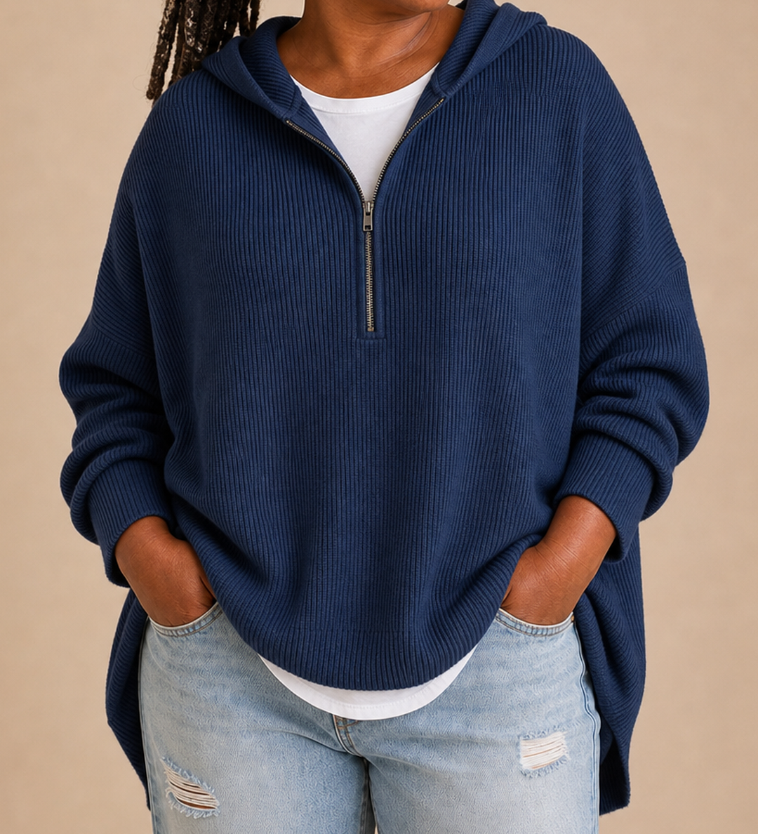 Goldie | Neulottu hupullinen poncho vetoketjulla