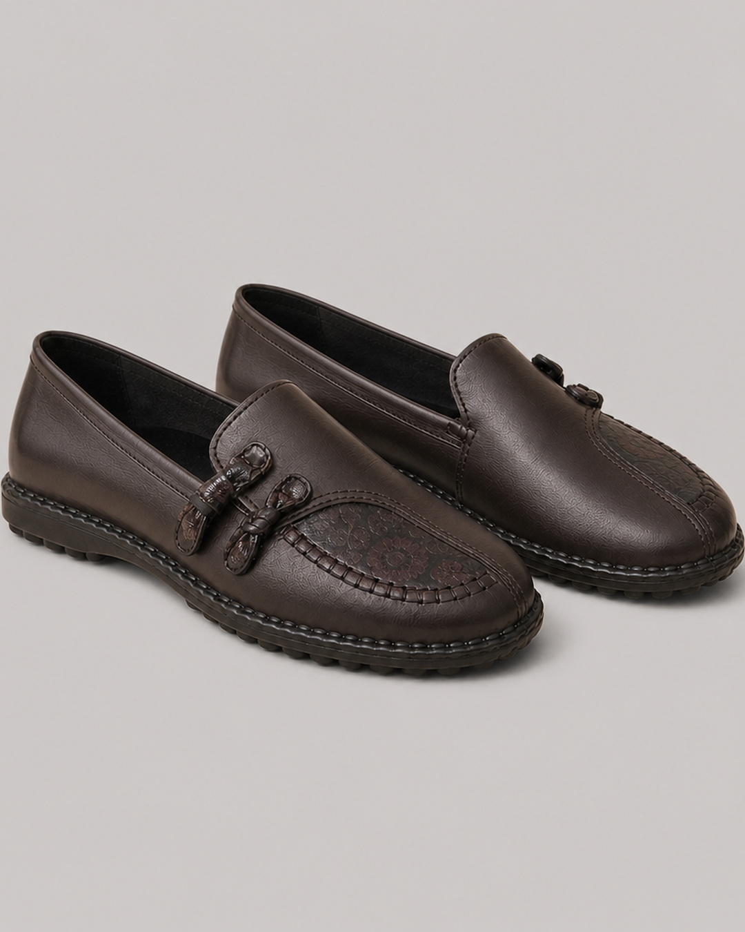Cathy | Mukavat kukkakoristeiset loaferit
